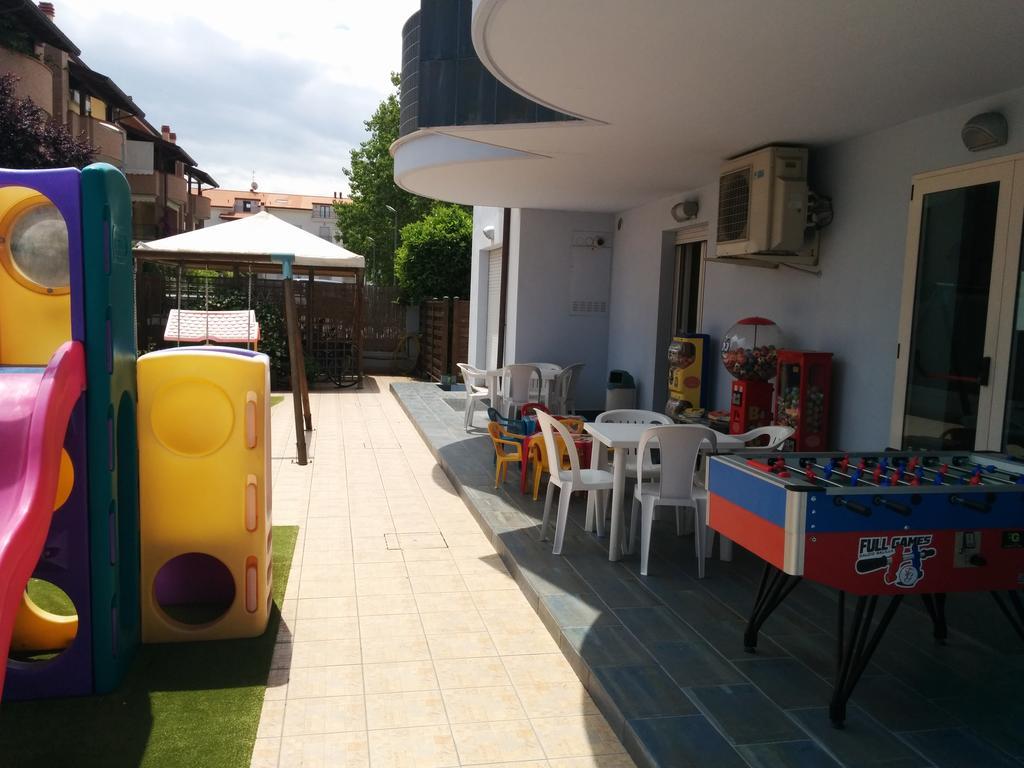 Residence Blumarine Giulianova Exterior foto
