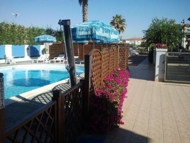 Residence Blumarine Giulianova Exterior foto